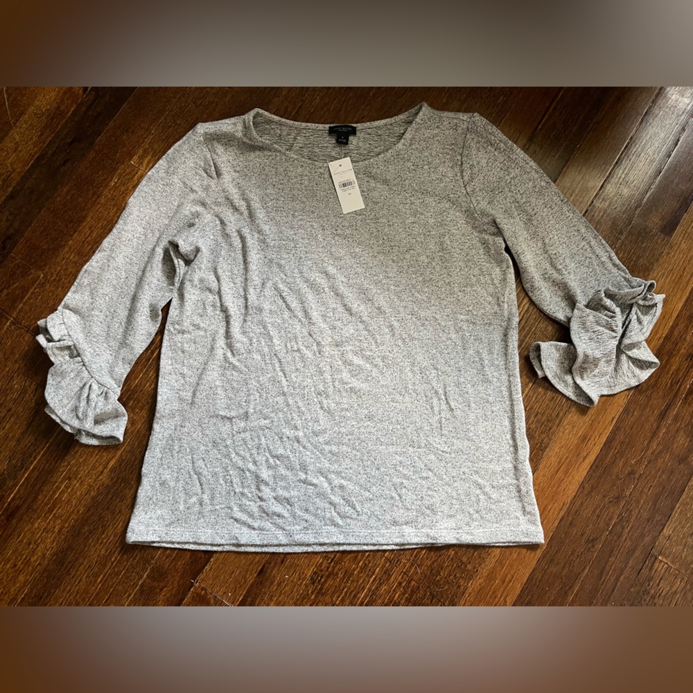 NWT Ann Taylor Factory Gray sweater 3/4 ruffle sleeves size M